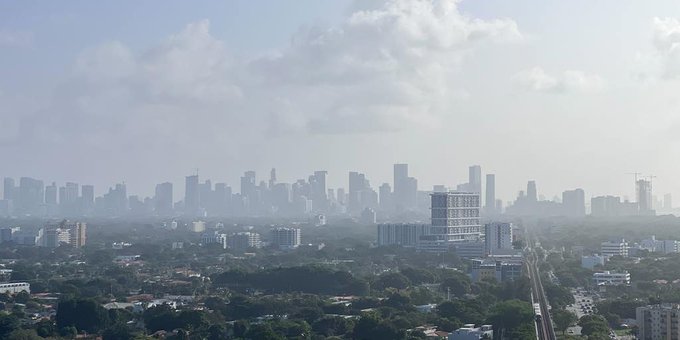 Florida: Calidad del aire es afectada por incendios canadienses