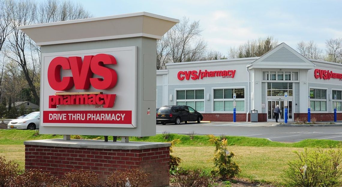 CVS anuncia el cierre de 900 farmacias