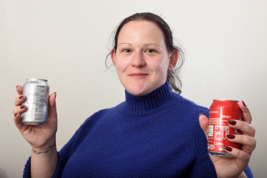 Mujer estuvo en coma durante tres días por beber un sorbo de Coca-Cola Light