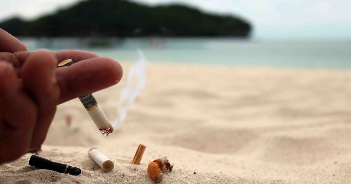 Nueva ley de Florida permite a gobiernos locales prohibir fumar en áreas públicas