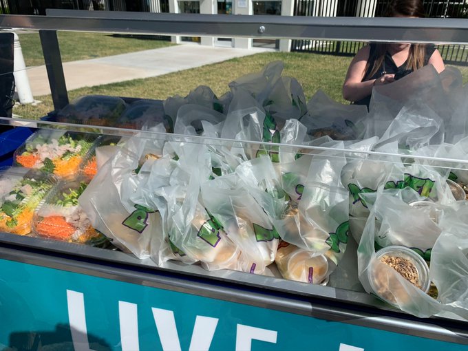 Escuelas públicas de Miami-Dade y Broward ofrecerán alimentos gratuitos este verano