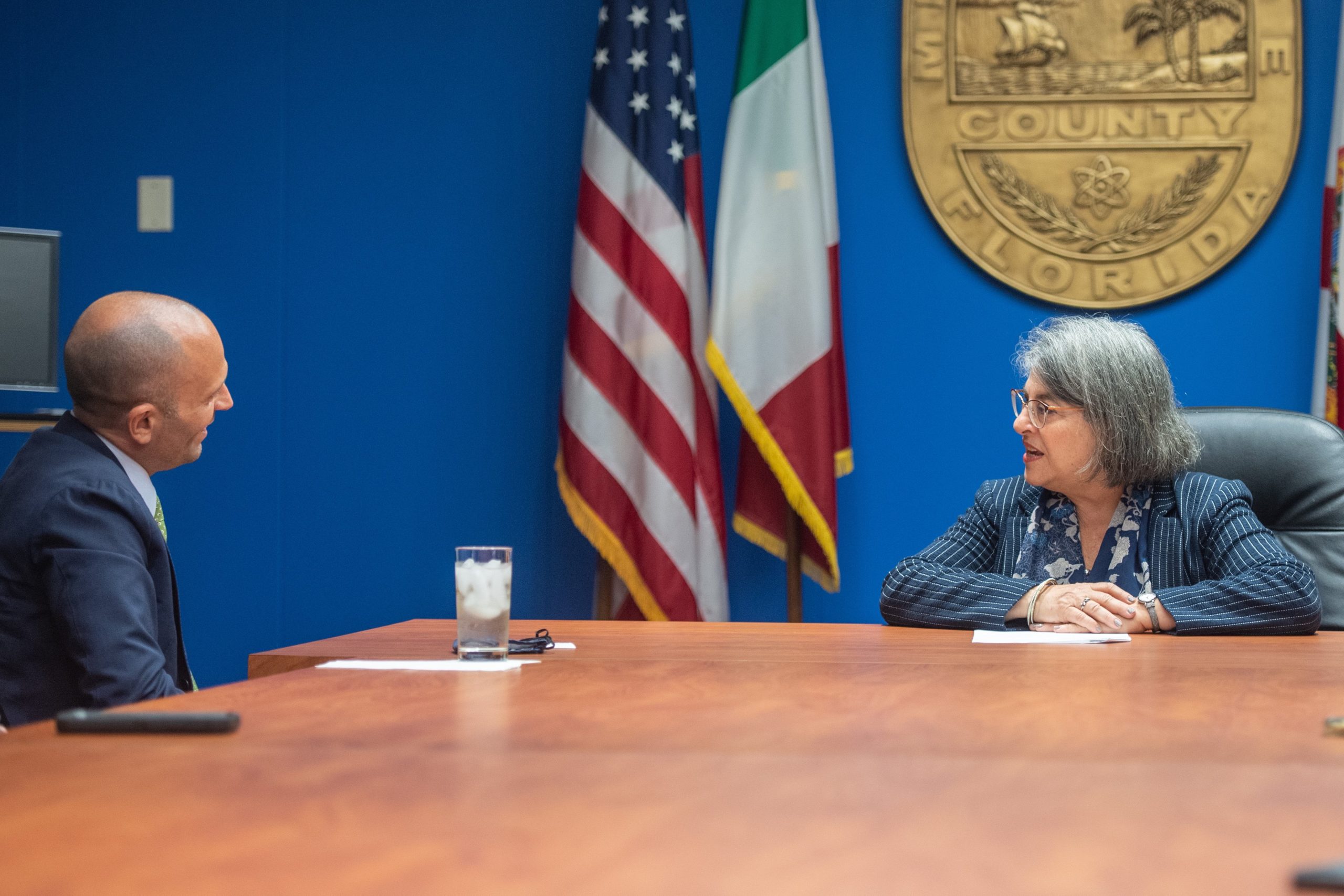 Alcaldesa de Miami-Dade se reunió con consul de Italia en Miami