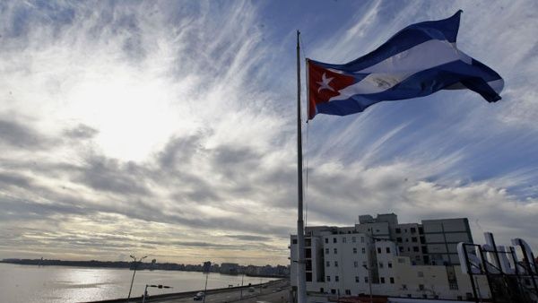 Cambio democrático en Venezuela llevaría luz de esperanza a Cuba