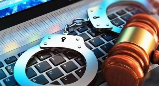 Dos hackers arrestados por ciberataques a 17 países