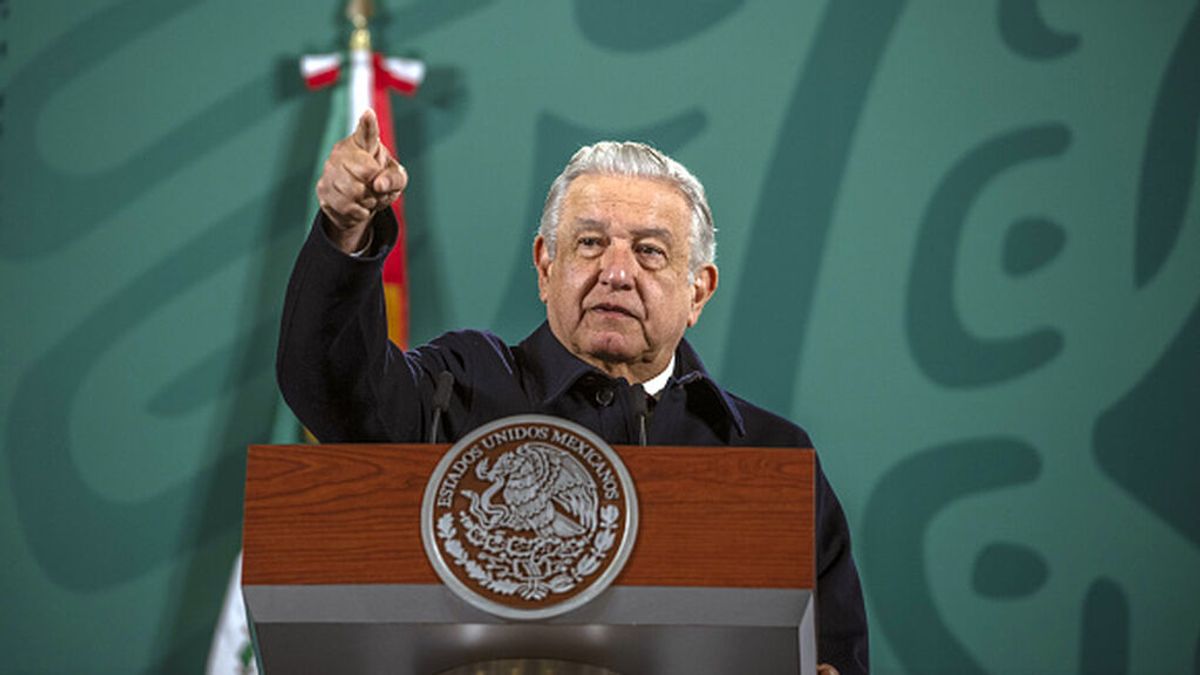 Presidente de México dio positivo para Covid-19 con “síntomas leves”