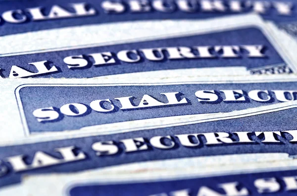 Beneficiarios del seguro social tendrán ‘considerable’ aumento en 2023