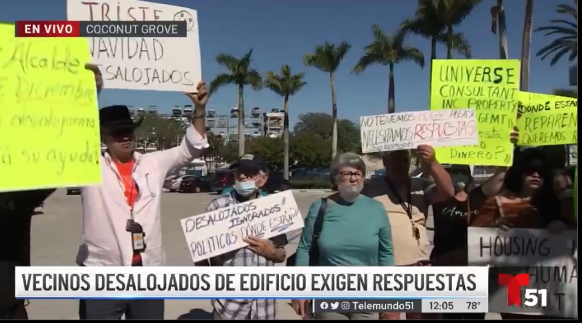 Vecinos de Miami protestan por soluciones en edificio desalojado