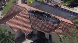 Incendio obliga a familia de Miami-Dade a dejar su vivienda, mueren dos de sus gatos