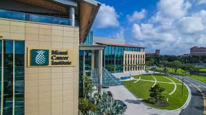 FPL dona $1 millón para apoyar el programa de terapia de protones del Miami Cancer Institute