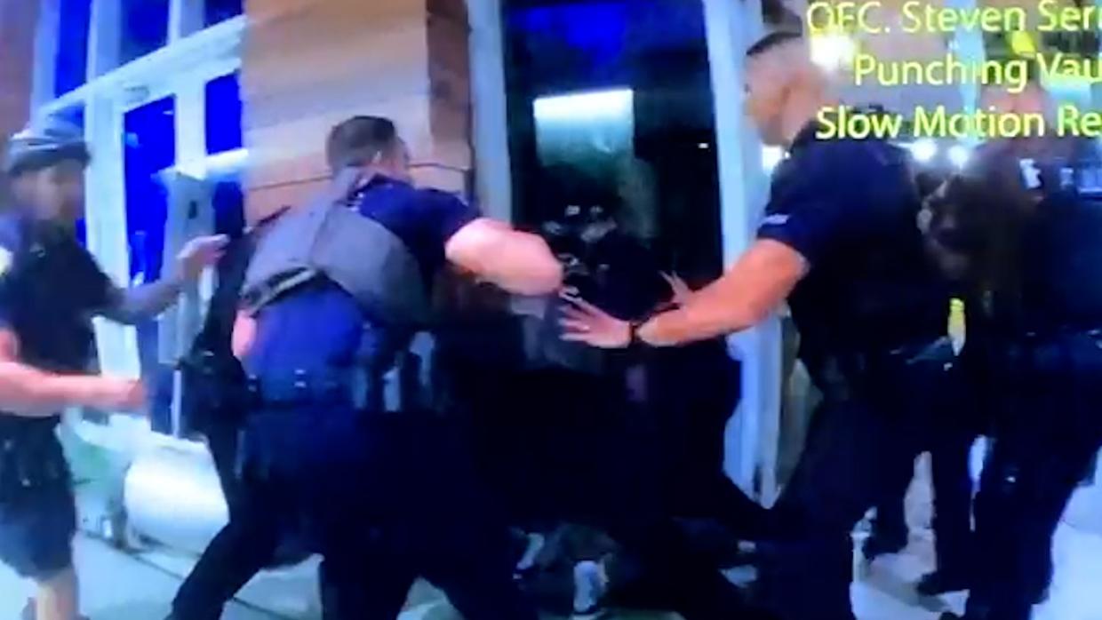 Cinco policías de Miami Beach fueron suspendidos y enfrentan cargos de agresión