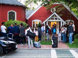 DeSantis gastó $615,000 para llevar a los inmigrantes a Martha’s Vineyard
