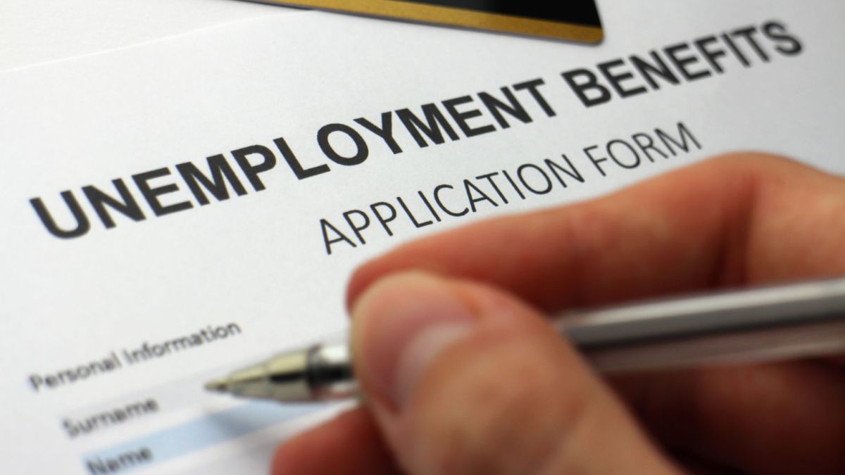 Residentes de Florida demandan a DeSantis tras perder beneficios federales por desempleo