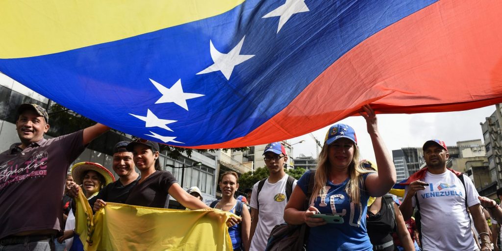 VOA: Gobierno de Noruega tantea nuevo diálogo en Venezuela