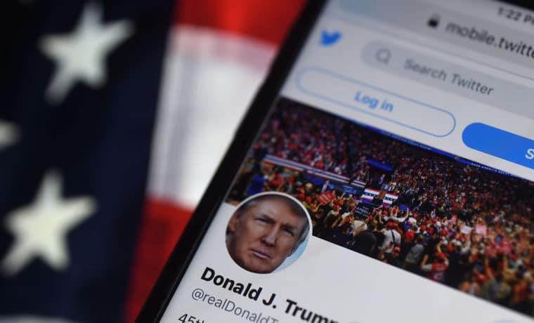 Trump planea su regreso a las redes sociales Twitter y Facebook