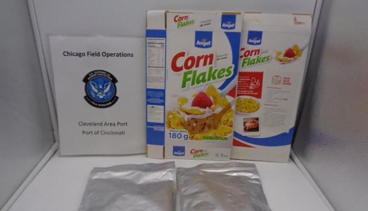 Incautaron en Cincinnati 20 kilos de hojuelas de maíz cubiertas con cocaína provenientes de Perú