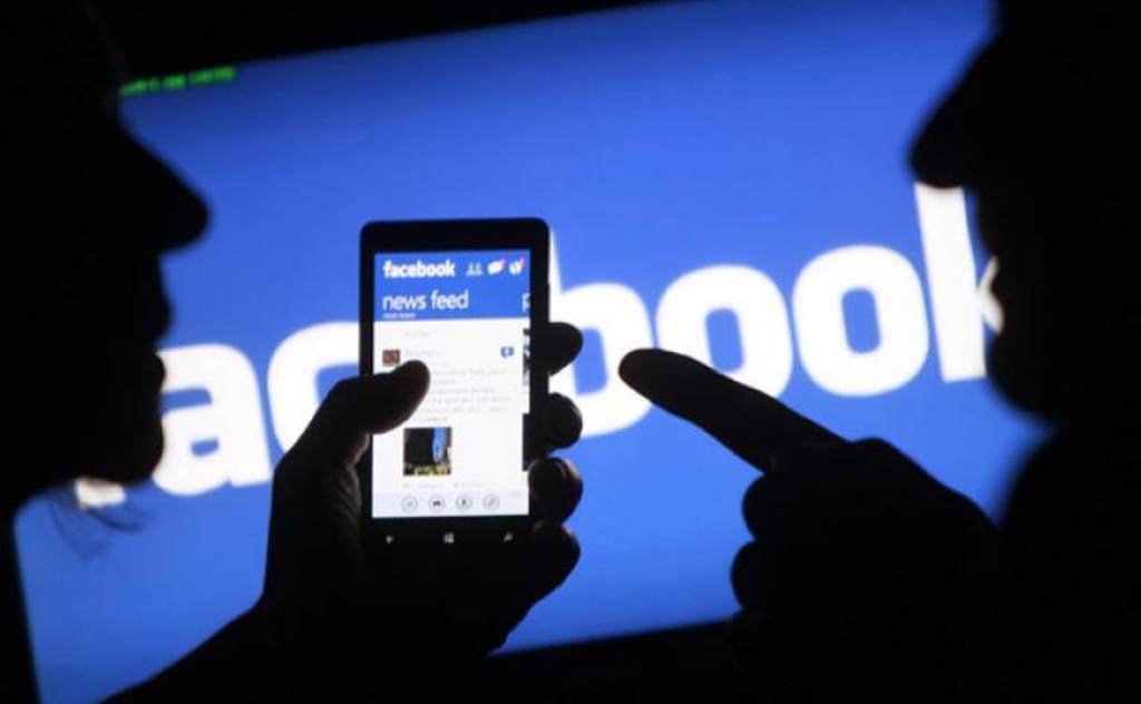 Facebook elimina cuentas de extremistas promotores del odio