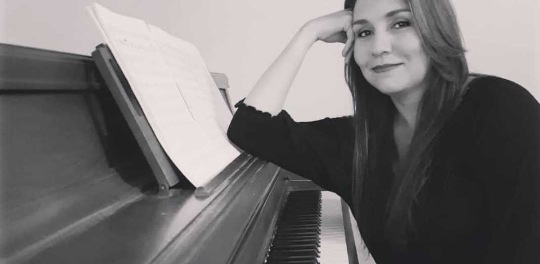 Pianista venezolana Linda González promueve su talento musical por el mundo
