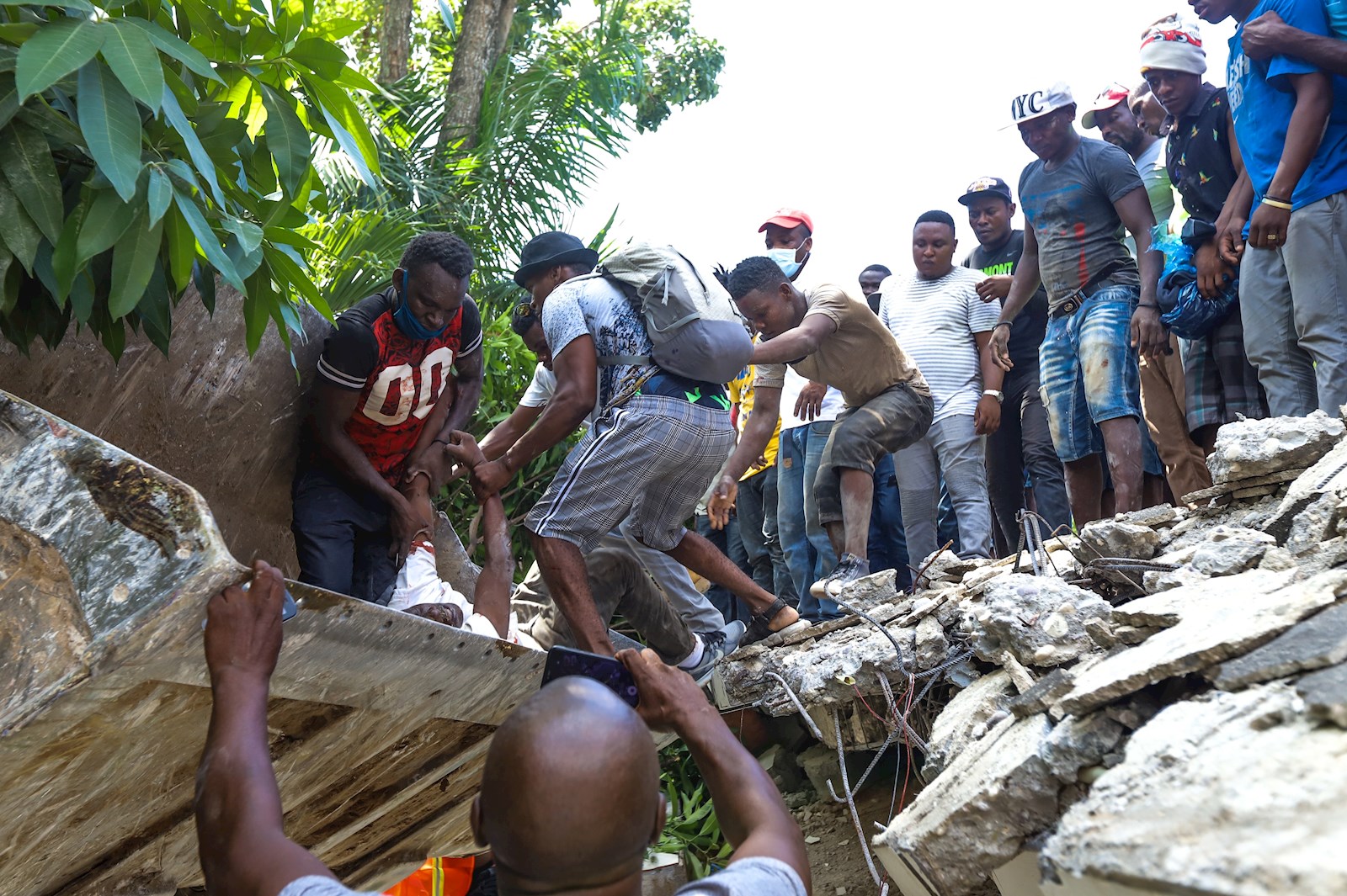 Número de muertos por el terremoto en Haití sube a 724