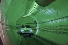 Elon Musk está interesado en un túnel para vehículos eléctricos en Brickell Ave. Bridge