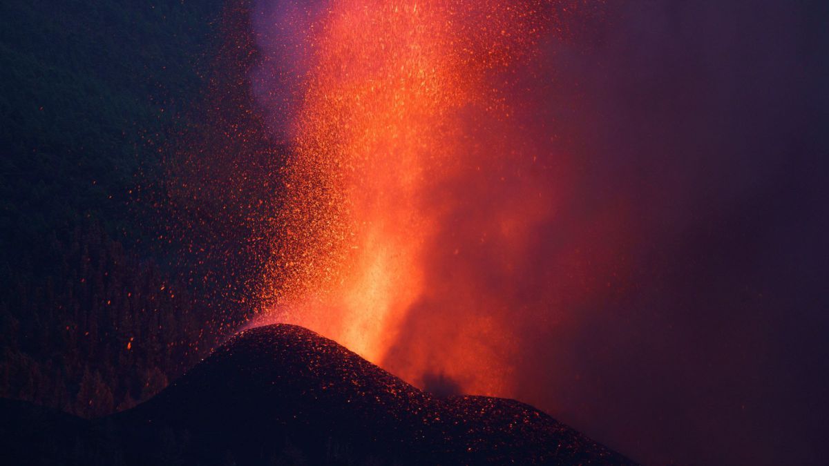 EN VIVO: Erupción volcánica y sismo en la isla de La Palma