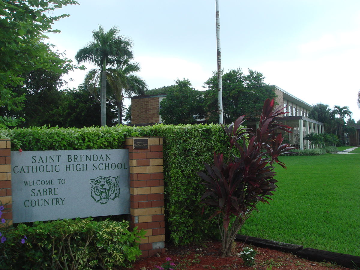 Escuelas católicas privadas del sur de Florida vuelven a clases presenciales con regulaciones