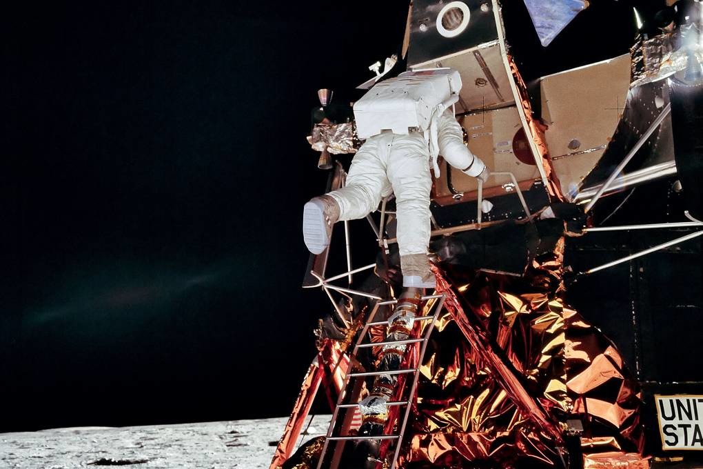 Publican imágenes inéditas de la NASA para conmemorar los 60 años de la exploración espacial