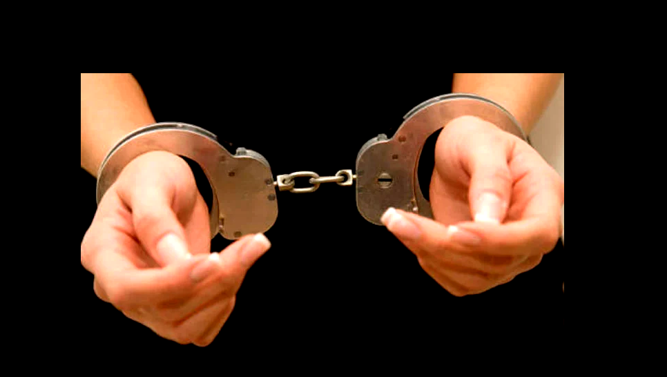 Mujer de Homestead es detenida por presunto acoso a menor de 15 años