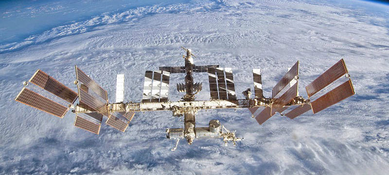 La Estación Espacial Internacional está visible sobre el cielo de Florida