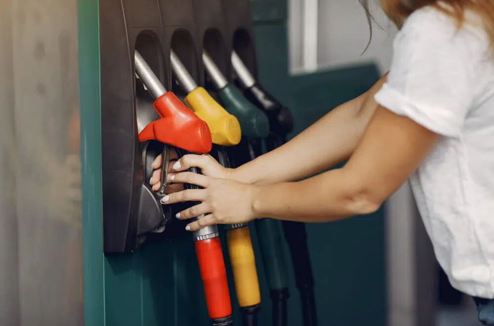 Aumenta el precio de la gasolina en Miami: galón promedia los $3,81