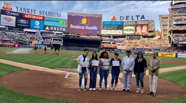 MITUR celebra “Dominican Day at the Ballpark” en los estadios de Cleveland, Yankee Stadium y Fenway Park de Boston