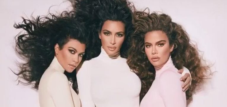 Así celebraron el Día de la Mujer las hermanas Kardashian +Fotos