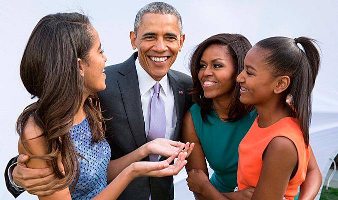 “No podría estar más orgulloso” dijo Obama al revelar que sus hijas participaron en las protestas por el asesinato de George Floyd