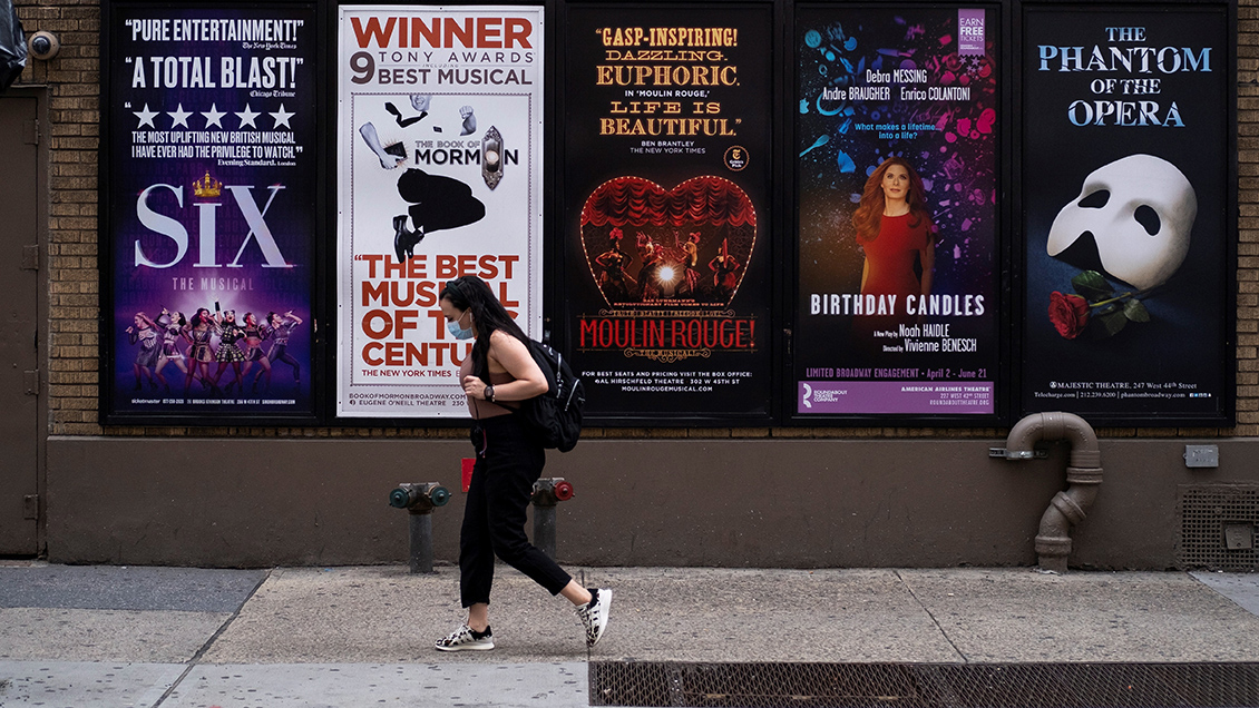 Teatros de Broadway continuarán cerrados hasta mayo del año que viene