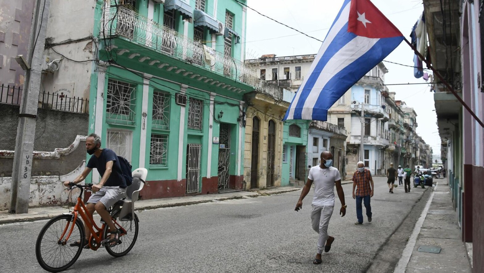 Régimen cubano realiza censo para determinar ideas, creencias y actitudes de cada familia