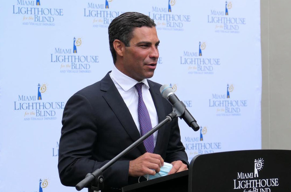 Alcalde Francis Suarez se convierte en un chatbot para su campaña presidencial