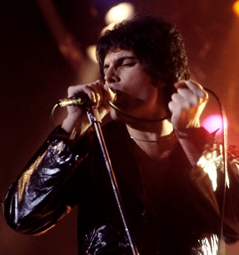 Freddie Mercury: El artista que se convirtió en leyenda