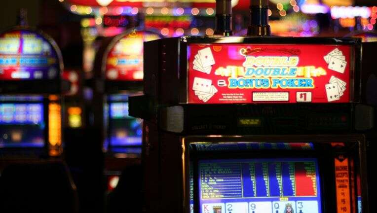 Un hombre ganó el premio gordo de 15.5 millones de dólares en un casino de Las Vegas en Nochebuena