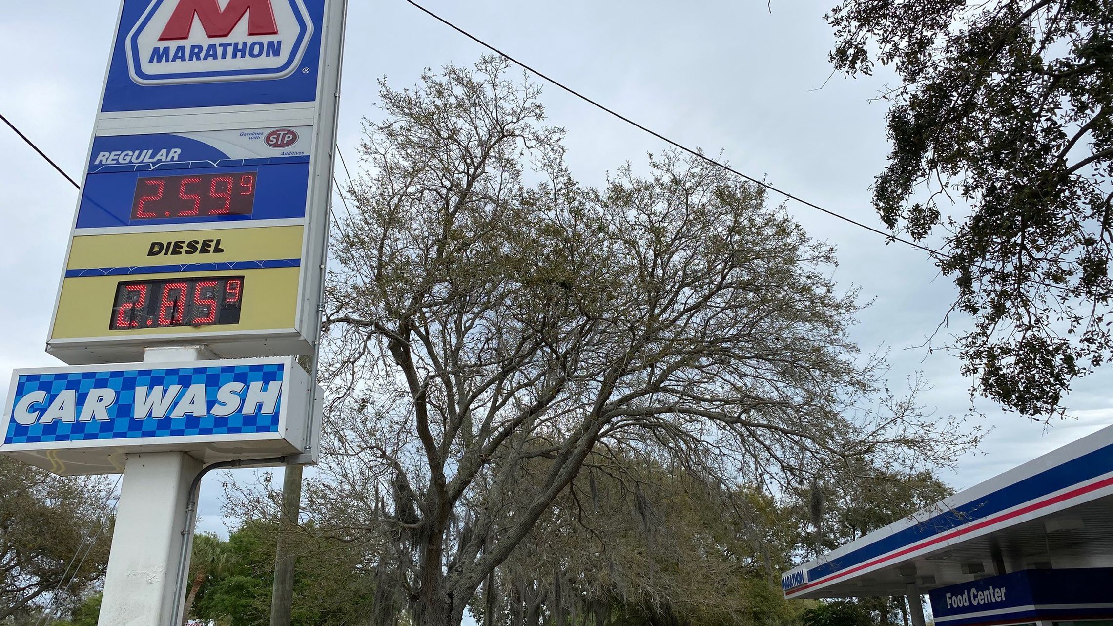 Conozca la razón del aumento de los precios de la gasolina en Florida