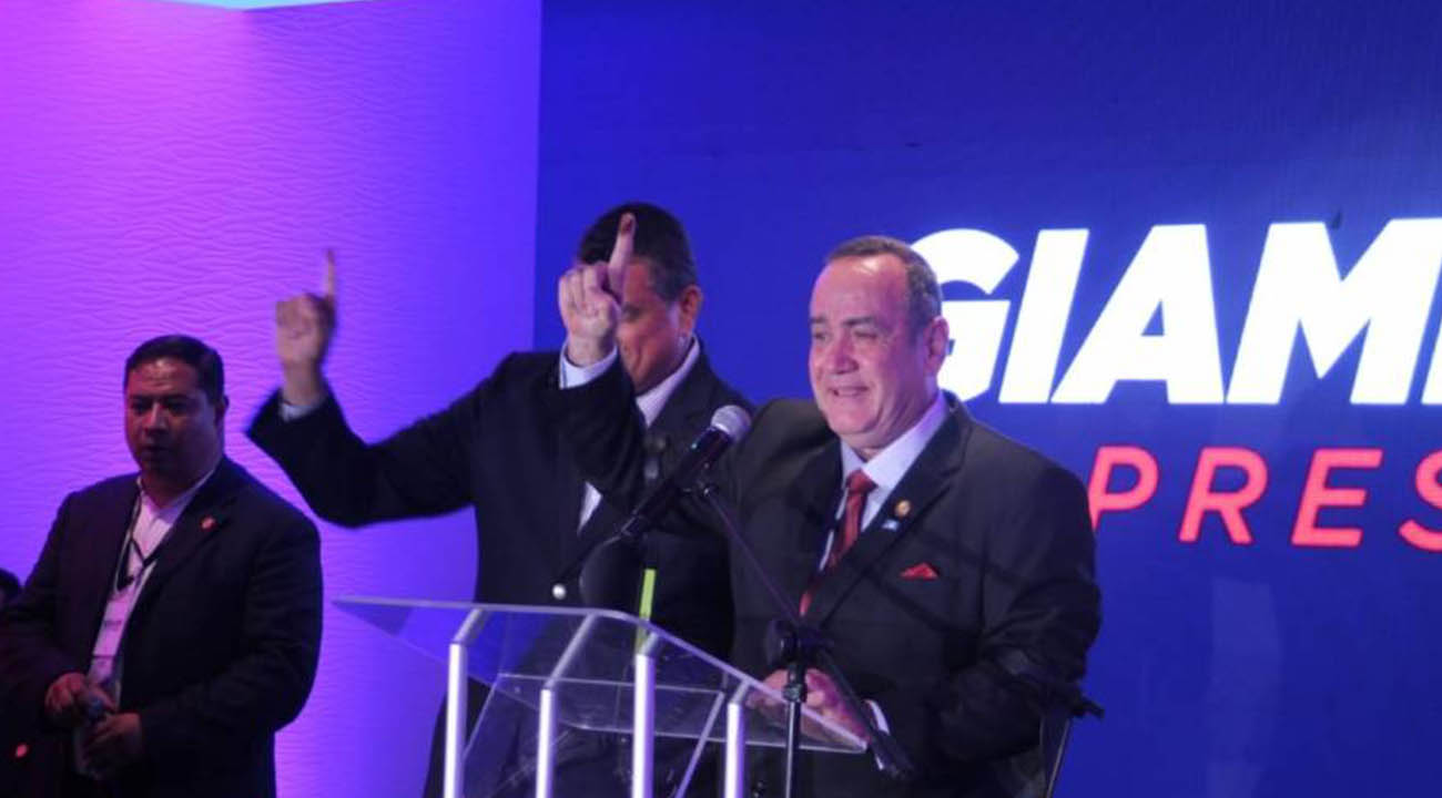 Guatemala: El conservador Alejandro Giammattei gana la presidencia
