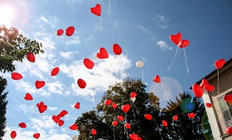 Nueva ley en Florida prohibiría soltar globos al aire