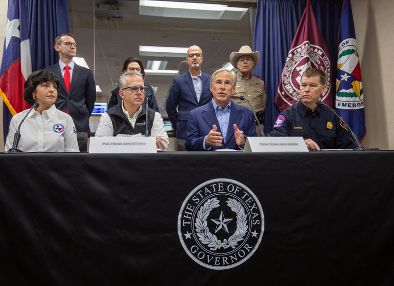 Gobernador de Texas: No disparamos a inmigrantes para evitar acusaciones federales