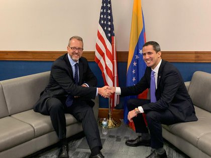 Guaidó y Story anuncian acuerdo de coorperación entre Venezuela y la DEA