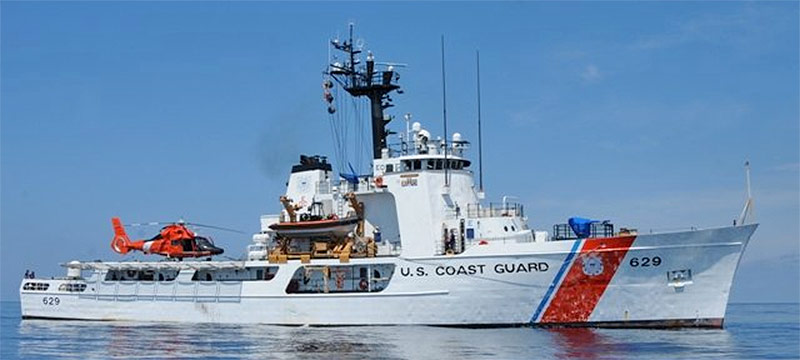 Barco de la Guardia Costera regresó a puerto por 11 casos de COVID-19