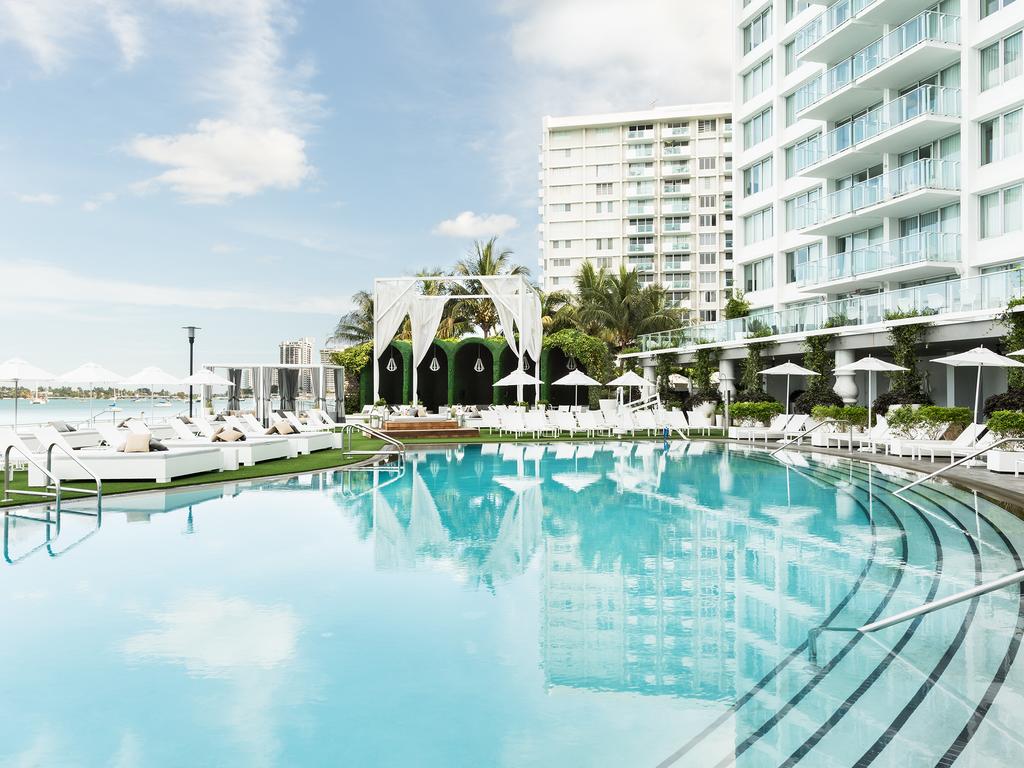 Trabajadores hoteleros de Miami comienzan a sentir la crisis económica del coronavirus