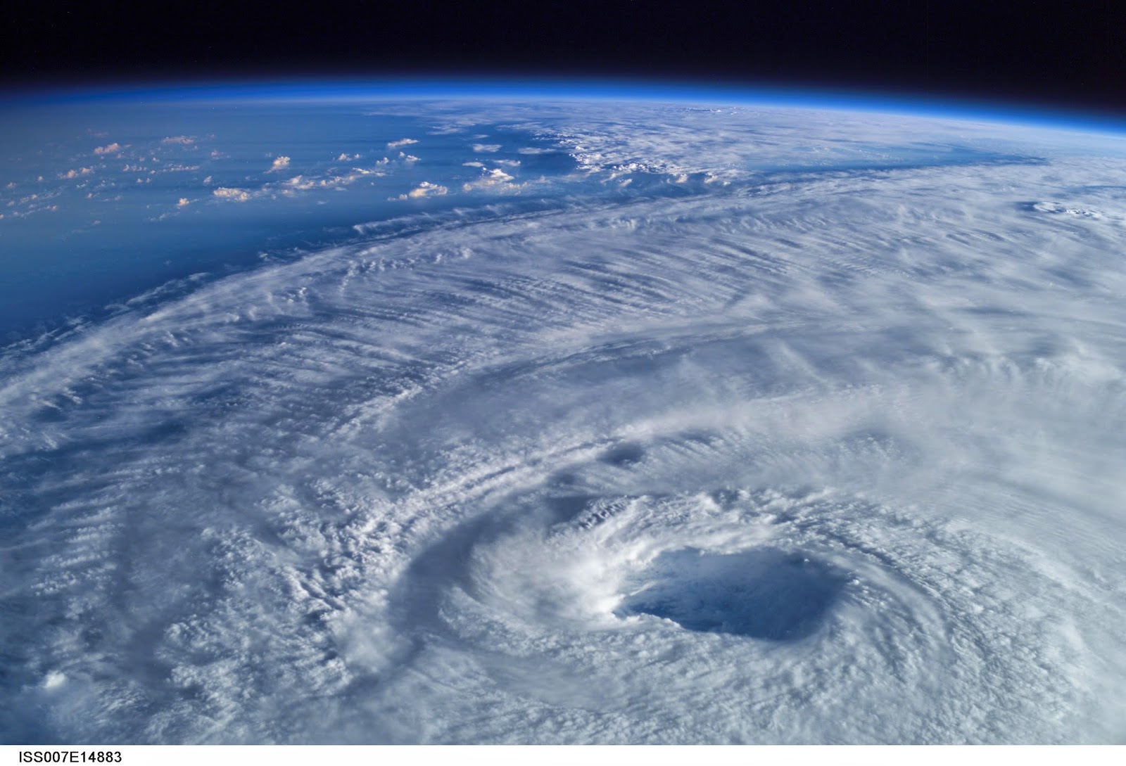UniVista: ¿Estás preparado para enfrentar un huracán categoría cuatro?