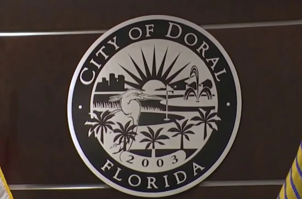 Doral aprueba acuerdo con ICE y lanza mensaje claro: “Inmigrantes sí, ilegales no”