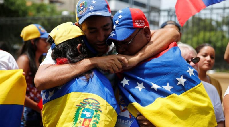 Venezolanos en Florida consiguen ayuda a través de organizaciones
