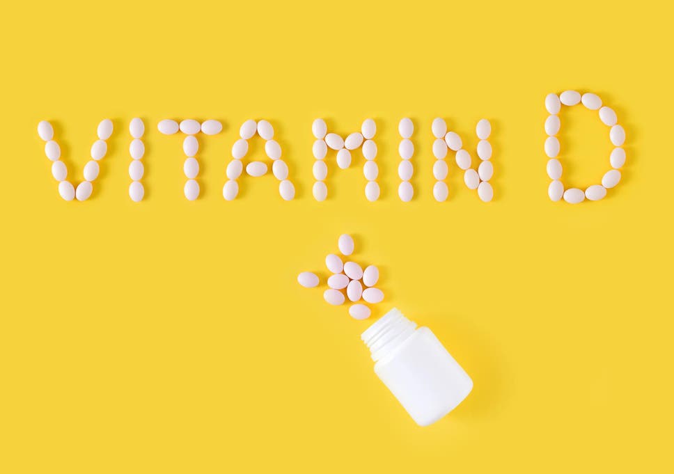 Estudio muestra que niveles saludables de vitamina D podrían ayudar en la supervivencia contra el COVID-19