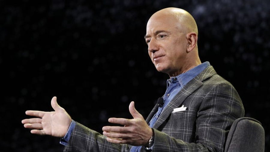Jeff Bezos revela el secreto para tener mañanas felices: Cero pantallas