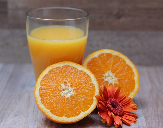 Investigaciones revelan que vitamina C disminuyó mortalidad en pacientes con COVID-19